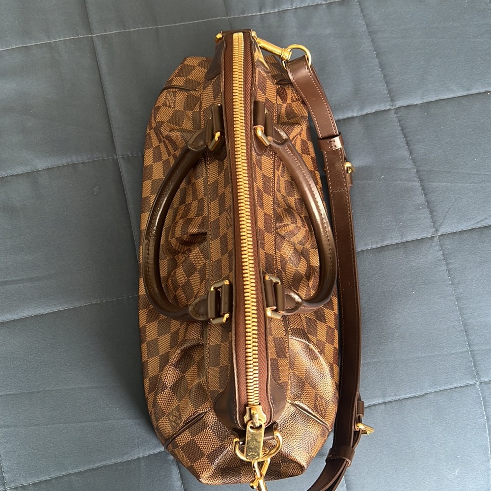 AUTHENTIC Louis Vuitton purse - Picture 3 of 8